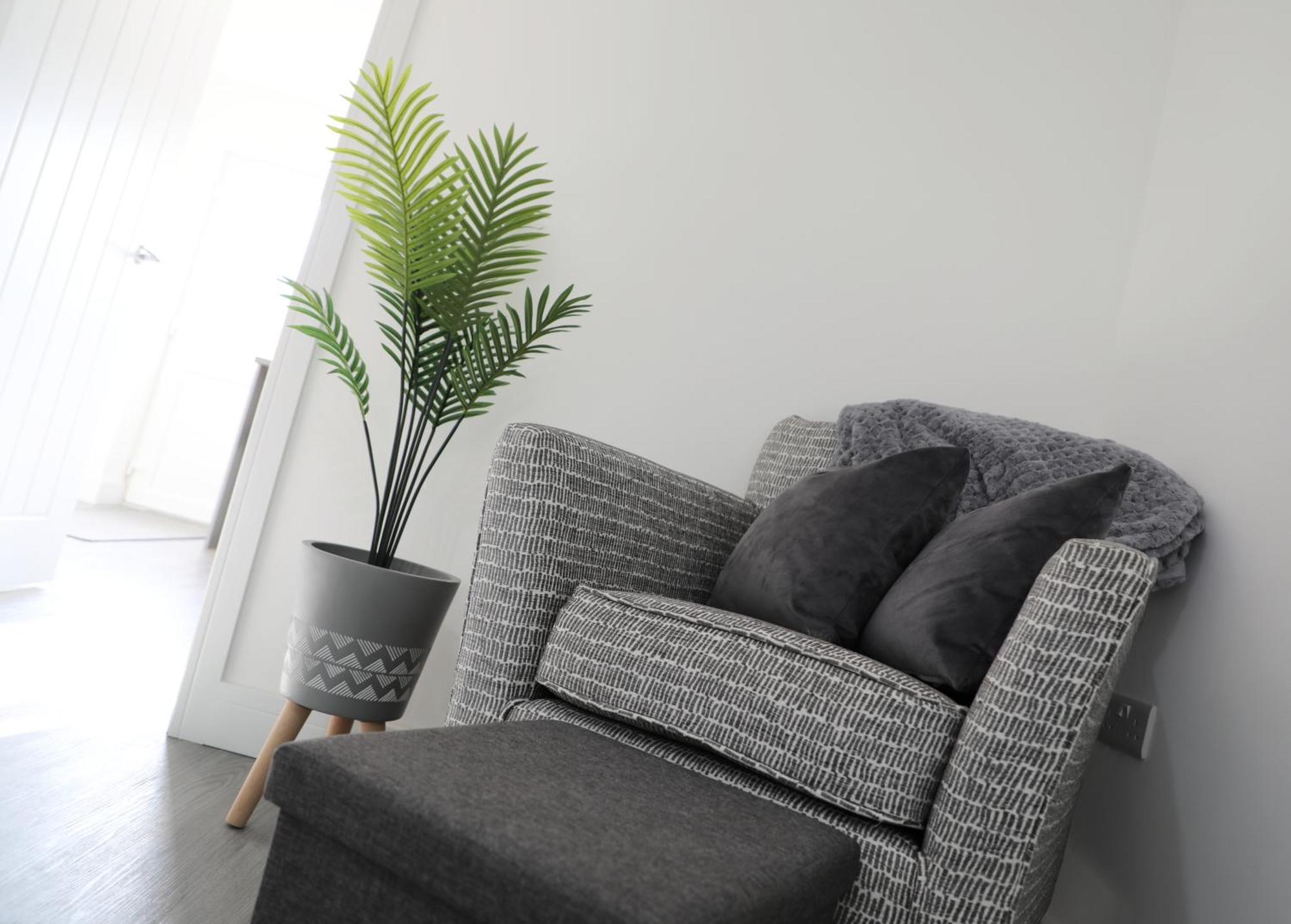 Modern, Two Double Bedroom House With Free Parking 切普斯托 外观 照片